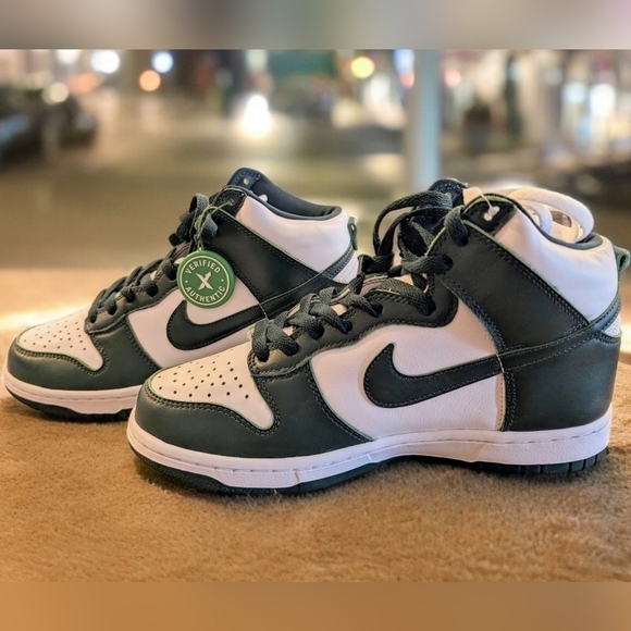 NWT Nike Dunk High SP Spartan Green Sz. 7.5 Men / 9 Women - Picture 1 of 11